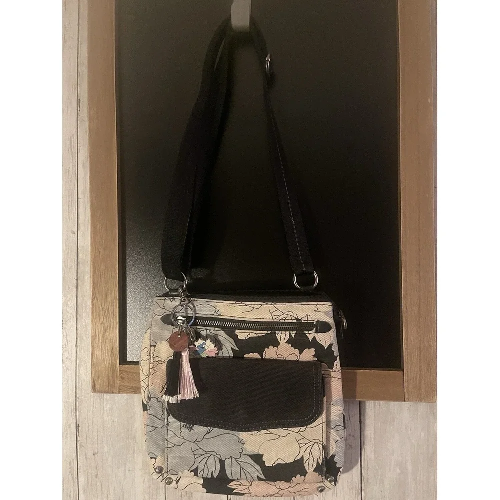 SAKROOTS BRAND BLACK PEONY PURSE CTM15